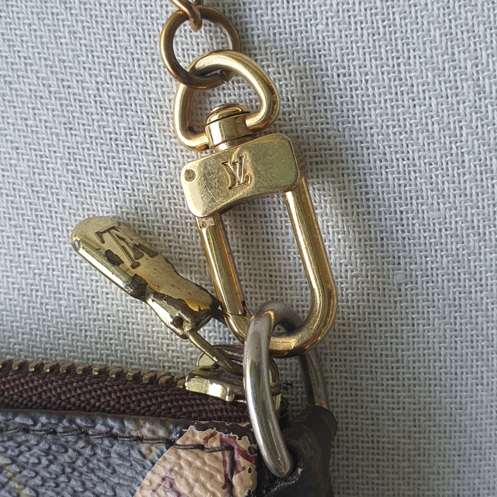 Louis Vuitton Mini Patch Pochette - Picture 3 of 13